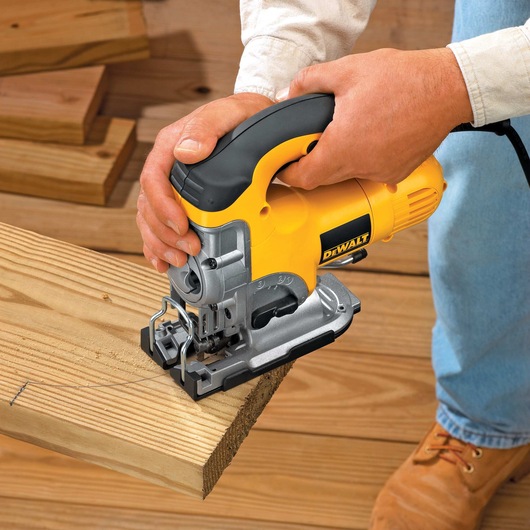 Jig Saw Kit in action on a wooden plank.